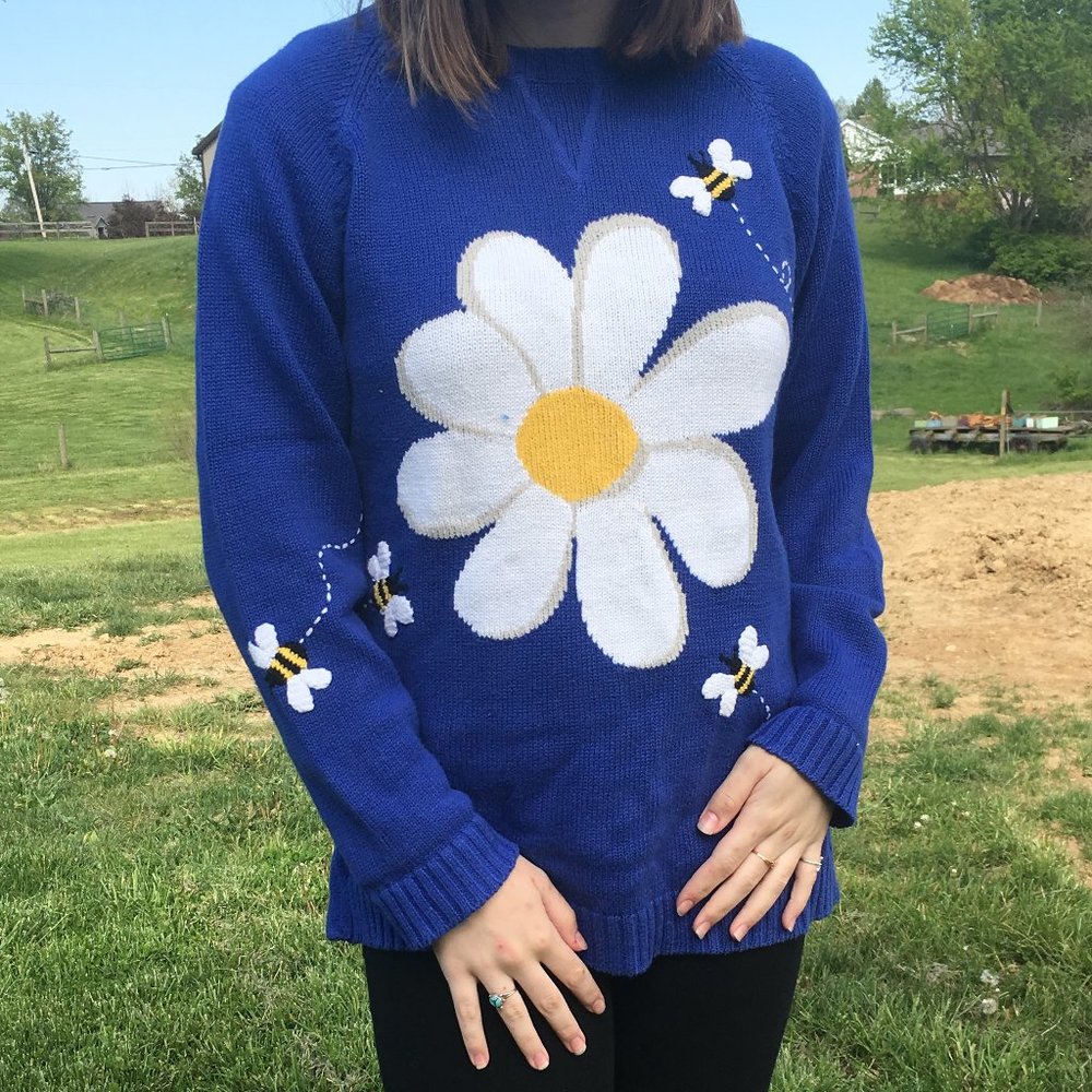 Daisy Bee Sweater